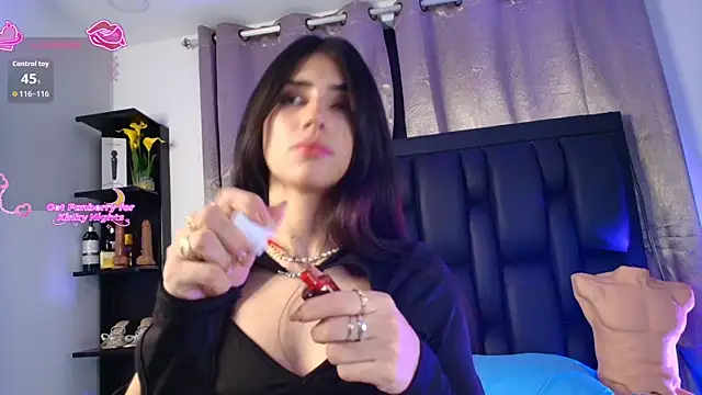Snapshot of SaraRoy_ chatting on August 4, 2026, 10:58 pm SaraRoy online show from August 4, 2026, 10:58 pm