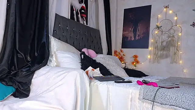 Snapshot of Kyara_Queen chatting on July 25, 2026, 6:36 pm Kyara Queen online show from July 25, 2026, 6:36 pm