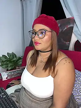 Lilithcaballero online show from February 26, 2025, 4:08 am