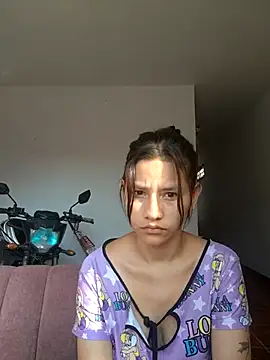 FerneyManti online show from May 4, 2026, 12:52 pm