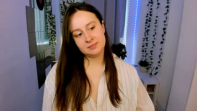 Snapshot of Lattea chatting on July 29, 2026, 4:39 pm Lattea online show from July 29, 2026, 4:39 pm