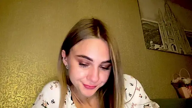 GraceTorrez online show from October 22, 2025, 7:02 pm