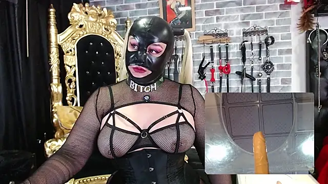 Kinkster Jade online show from June 7, 2026, 8:14 pm