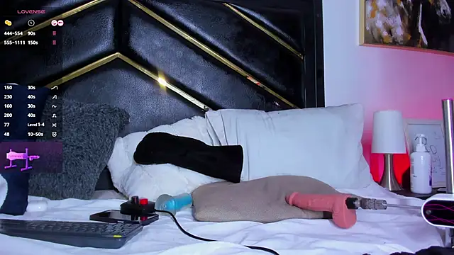 Snapshot of Andrew_x777 chatting on February 14, 2026, 1:22 pm Andrew x777 online show from February 14, 2026, 1:22 pm