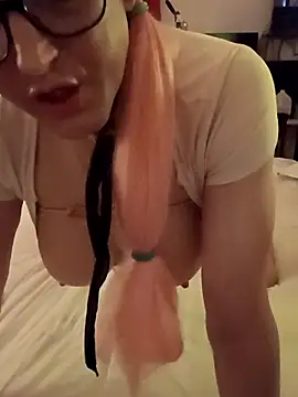 sissytrapdolly24 online show from October 20, 2025, 11:44 am