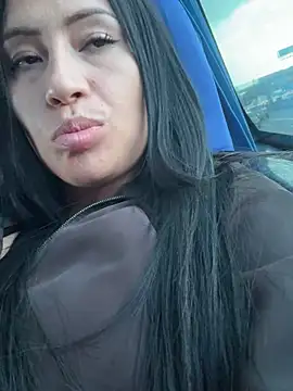 Snapshot of Sara_luna_ chatting on November 8, 2025, 8:34 pm Sara luna online show from November 8, 2025, 8:34 pm