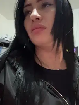 Snapshot of Sara_luna_ chatting on March 3, 2025, 5:09 pm Sara luna online show from March 3, 2025, 5:09 pm