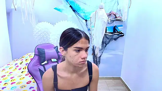 DEMI LEED online show from October 22, 2025, 12:26 pm