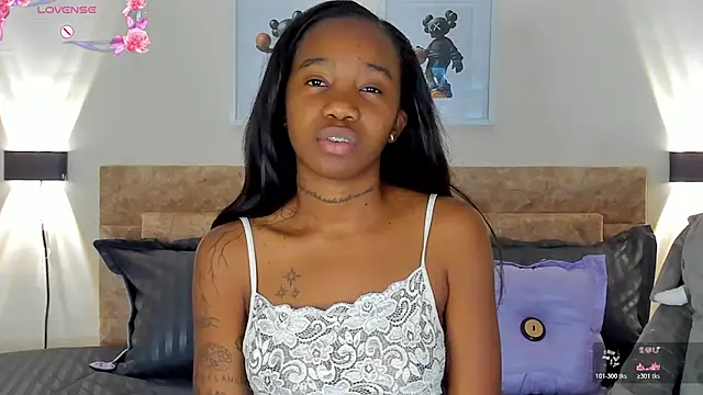 Rihana hot01 online show from May 3, 2026, 3:00 am
