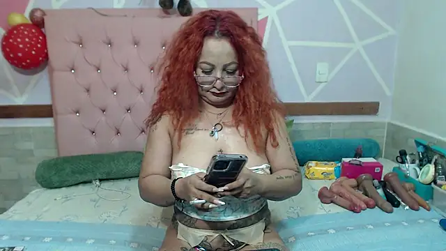 Snapshot of Lena_lawson chatting on October 13, 2025, 9:16 pm Lena lawson online show from October 13, 2025, 9:16 pm