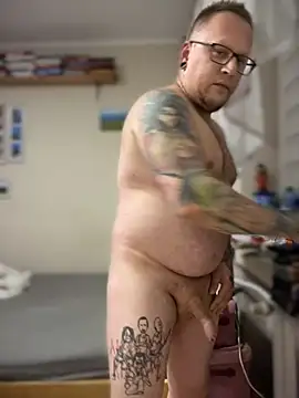 Snapshot of PierreNaked89 chatting on October 19, 2025, 10:34 pm PierreNaked89 online show from October 19, 2025, 10:34 pm