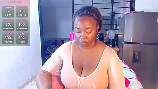 CiaraEbony online show from February 27, 2025, 11:28 am