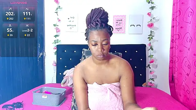 Snapshot of CiaraEbony chatting on October 30, 2025, 1:04 am CiaraEbony online show from October 30, 2025, 1:04 am