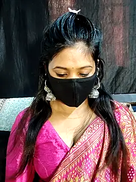 Snapshot of Monalisha_G chatting on April 19, 2026, 10:38 am Monalisha G online show from April 19, 2026, 10:38 am
