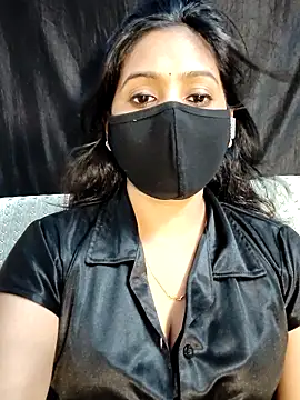 Snapshot of Monalisha_G chatting on April 19, 2026, 6:10 pm Monalisha G online show from April 19, 2026, 6:10 pm