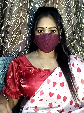 Snapshot of Monalisha_G chatting on June 11, 2026, 8:11 am Monalisha G online show from June 11, 2026, 8:11 am