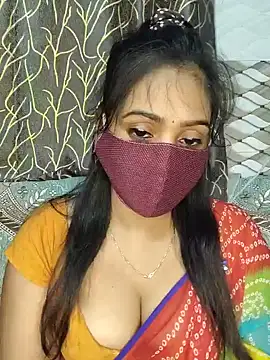 Snapshot of Monalisha_G chatting on July 4, 2026, 5:28 pm Monalisha G online show from July 4, 2026, 5:28 pm