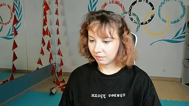 Snapshot of JasmineMilko chatting on November 3, 2025, 5:12 am JasmineMilko online show from November 3, 2025, 5:12 am