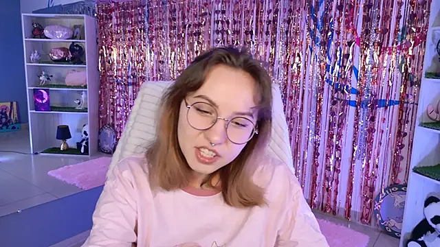 JasmineMilko online show from March 9, 2026, 5:11 am