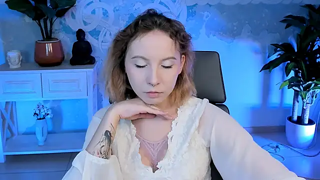 Snapshot of JasmineMilko chatting on October 23, 2025, 5:06 am JasmineMilko online show from October 23, 2025, 5:06 am