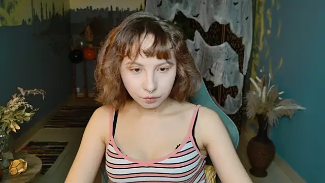 Snapshot of JasmineMilko chatting on October 25, 2025, 5:06 am JasmineMilko online show from October 25, 2025, 5:06 am