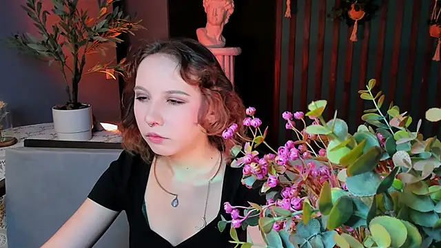 Snapshot of JasmineMilko chatting on November 15, 2025, 5:11 am JasmineMilko online show from November 15, 2025, 5:11 am