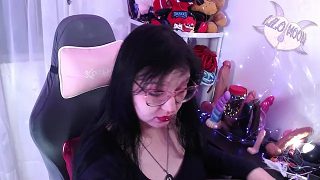 LiloMoon69 online show from February 24, 2026, 3:18 am