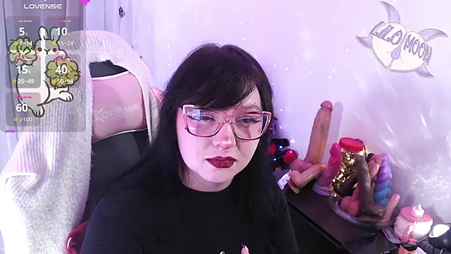 Snapshot of LiloMoon69 chatting on April 9, 2026, 4:03 am LiloMoon69 online show from April 9, 2026, 4:03 am