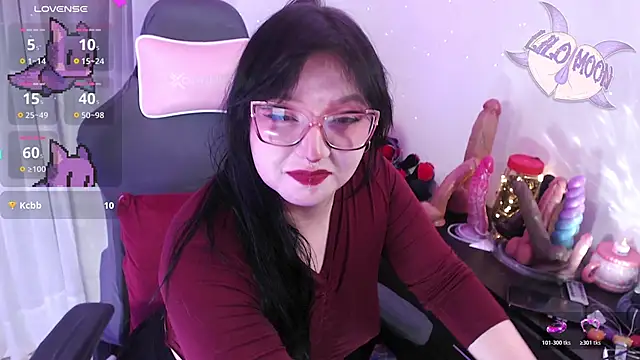Snapshot of LiloMoon69 chatting on April 13, 2026, 2:37 am LiloMoon69 online show from April 13, 2026, 2:37 am