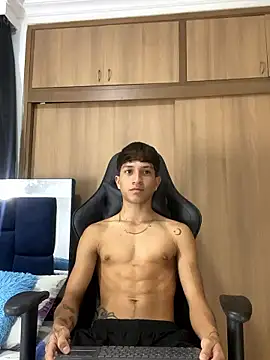  CamiloBass online show from January 13, 2026, 1:42 am