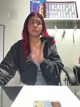 soy sarah  online show from November 29, 2025, 4:12 am