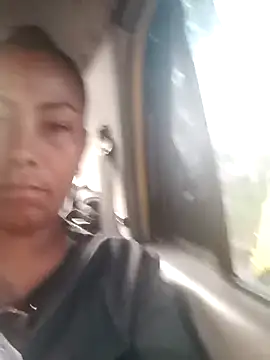 Snapshot of OliviaBurning chatting on October 31, 2025, 11:40 am OliviaBurning online show from October 31, 2025, 11:40 am