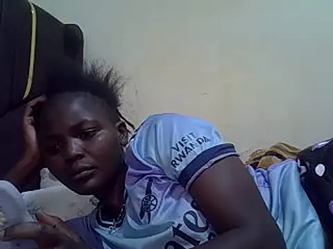 Snapshot of pretty_vivy chatting on February 17, 2025, 2:38 pm pretty vivy online show from February 17, 2025, 2:38 pm