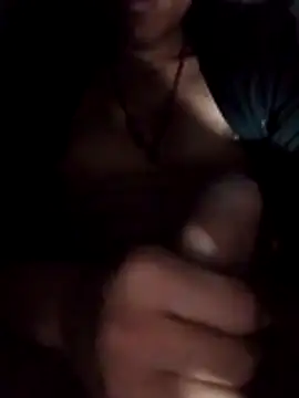 Snapshot of Panda_Panda25 chatting on October 31, 2025, 9:39 am Panda Panda25 online show from October 31, 2025, 9:39 am