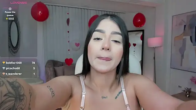 amelie jhons online show from February 13, 2025, 11:15 pm