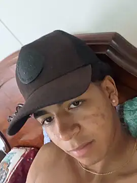 Snapshot of JoanG10 chatting on September 9, 2025, 4:05 pm JoanG10 online show from September 9, 2025, 4:05 pm