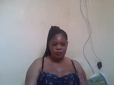 Snapshot of ANALQUEEN4 chatting on July 20, 2026, 12:18 pm ANALQUEEN4 online show from July 20, 2026, 12:18 pm