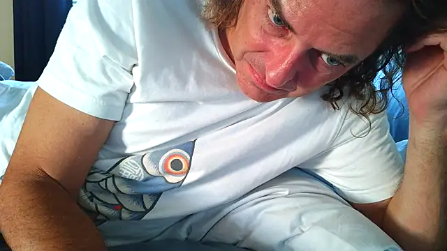 Snapshot of costanza7070 chatting on October 24, 2025, 12:42 am costanza7070 online show from October 24, 2025, 12:42 am