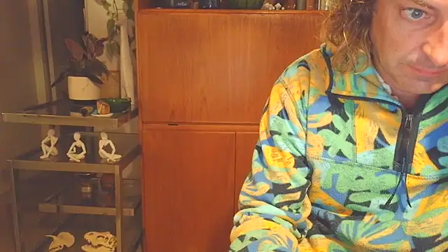 Snapshot of costanza7070 chatting on October 29, 2025, 5:39 am costanza7070 online show from October 29, 2025, 5:39 am