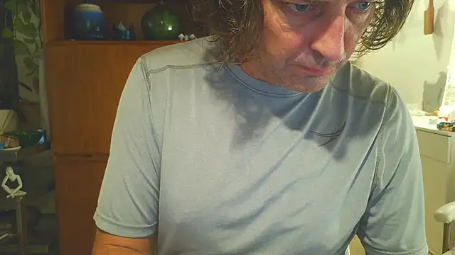 Snapshot of costanza7070 chatting on December 4, 2025, 4:55 am costanza7070 online show from December 4, 2025, 4:55 am