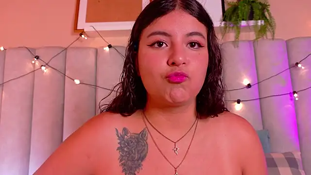 EngelStone online show from November 10, 2025, 7:41 pm