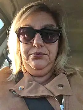 Snapshot of Mara-24 chatting on October 11, 2025, 6:14 am Mara-24 online show from October 11, 2025, 6:14 am