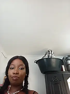 Snapshot of bigbootyboohle chatting on February 22, 2025, 10:29 am bigbootyboohle online show from February 22, 2025, 10:29 am