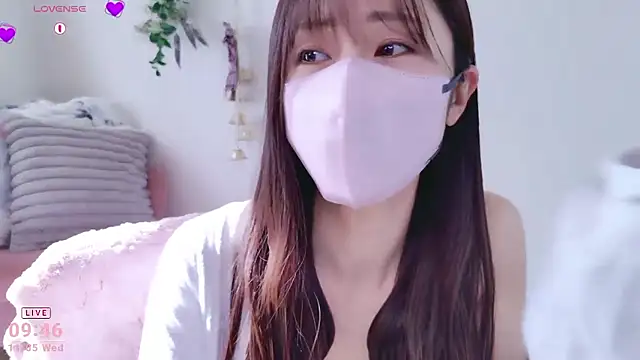 meg 0901 online show from November 5, 2025, 12:47 am