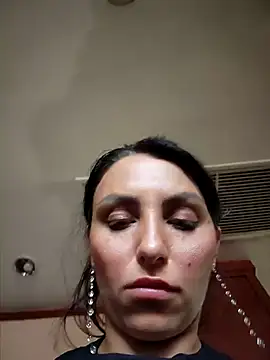 Izabella Bella online show from June 28, 2026, 7:36 am