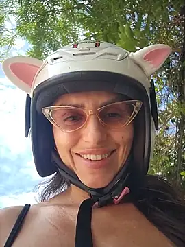 Izabella Bella online show from July 5, 2026, 4:19 am