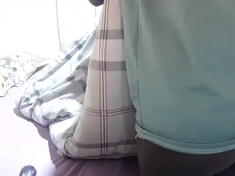 Snapshot of slender_sweet chatting on June 2, 2026, 6:24 am slender sweet online show from June 2, 2026, 6:24 am