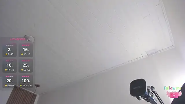 TiffanyWright online show from December 20, 2025, 1:14 pm