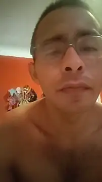 Snapshot of VL25DN26 chatting on April 19, 2026, 6:32 pm VL25DN26 online show from April 19, 2026, 6:32 pm