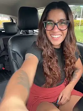 ValeriEvan online show from May 7, 2026, 6:44 pm